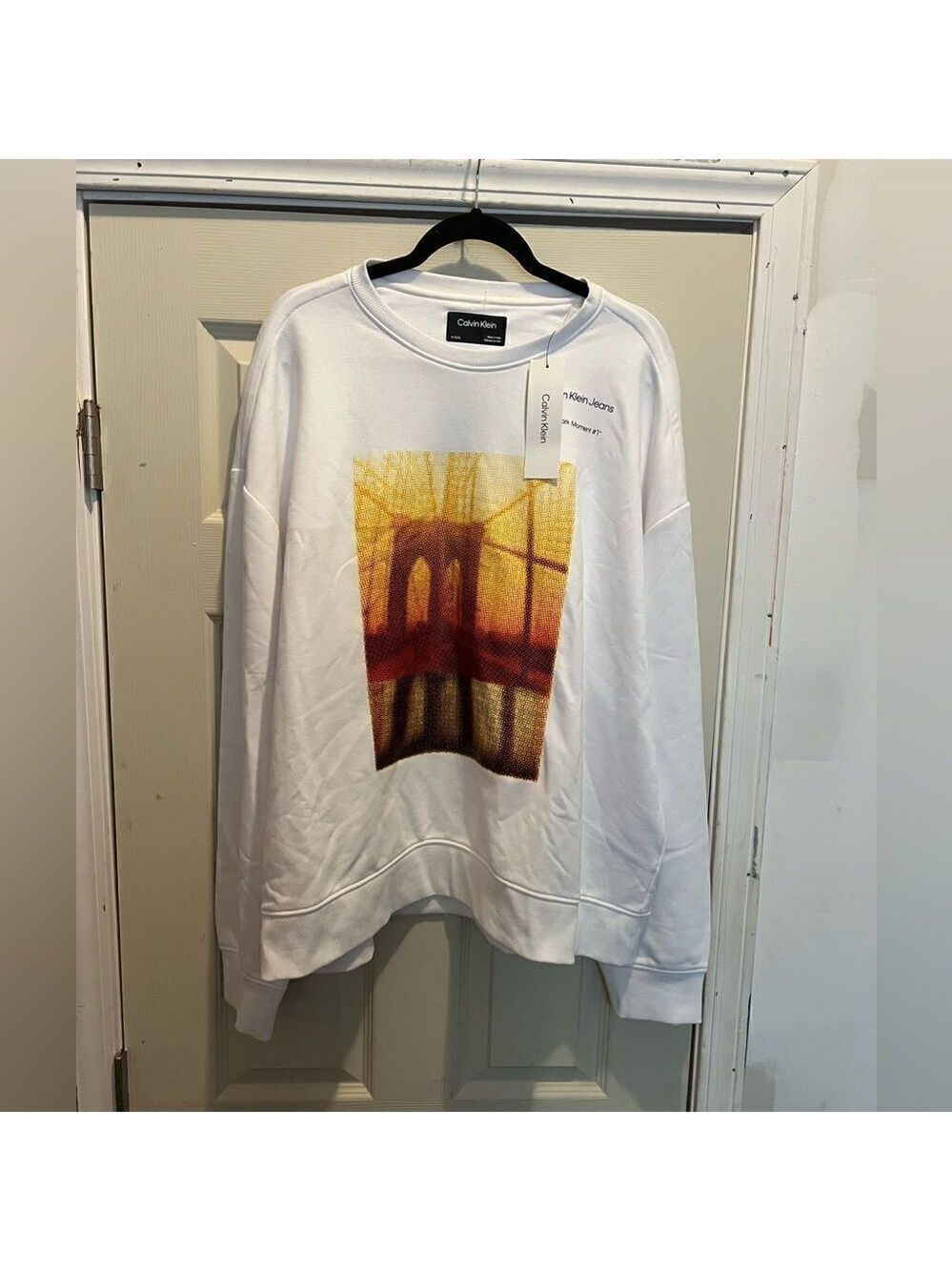 Calvin Klein Crewneck Sweater - New York Moment #1